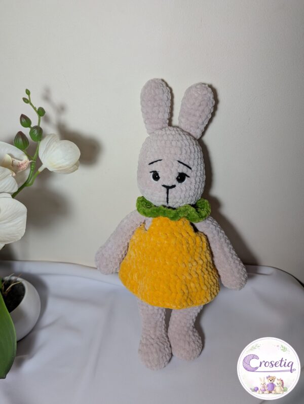 Iepuras crosetat Nely - jucarie crosetata handmade, Crosetiq
