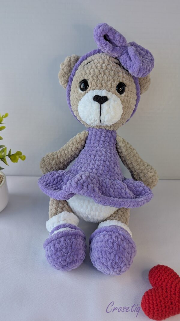 Ursulet crosetat Nora - jucarie crosetata handmade, Crosetiq