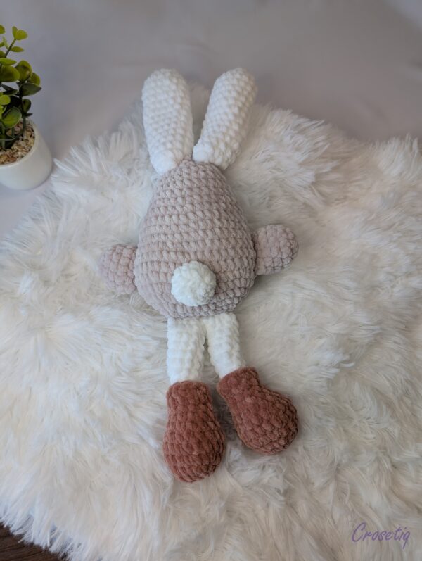 Iepuraș bebe crosetat - jucarie crosetata handmade, Crosetiq