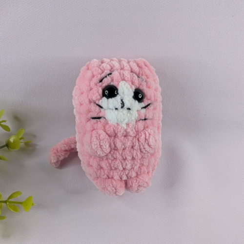 Pisicuță croșetată Kity - jucarie crosetata handmade, Crosetiq