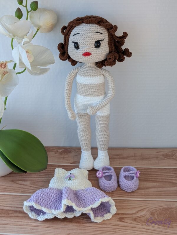 Papușă croșetată Amelia - jucarie crosetata handmade, Crosetiq
