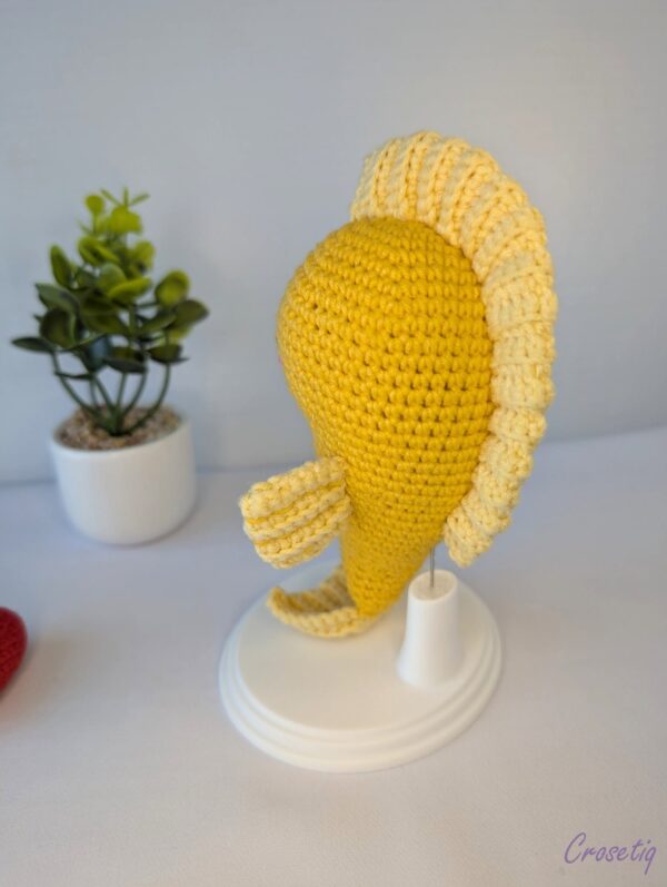 Luigi - peștișor auriu croșetat - jucarie crosetata handmade, Crosetiq