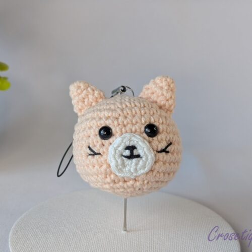 Breloc croșetat pisicuță - breloc crosetat handmade, Crosetiq