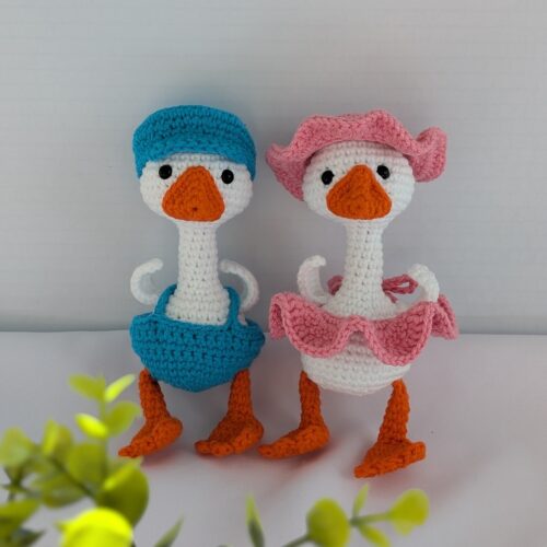 Gâsculită croșetată Goguța - jucarie crosetata handmade, Crosetiq