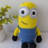 Minion croșetat - jucarie crosetata handmade, Crosetiq