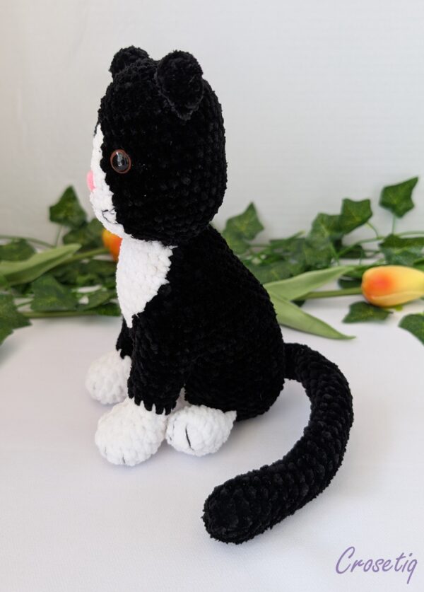 Pisicuță croșetată Dumitra - jucarie crosetata handmade, Crosetiq